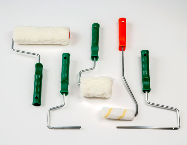Hair rollers with handles and spare parts